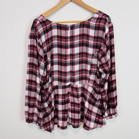 Torrid plaid popover blouse Womens 2 (2X) tie front red black white long sleeve - Picture 3 of 6
